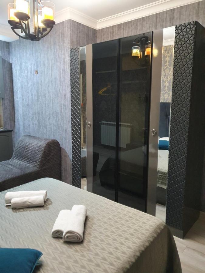 Piazza Batumi Guesthouse Eksteriør billede